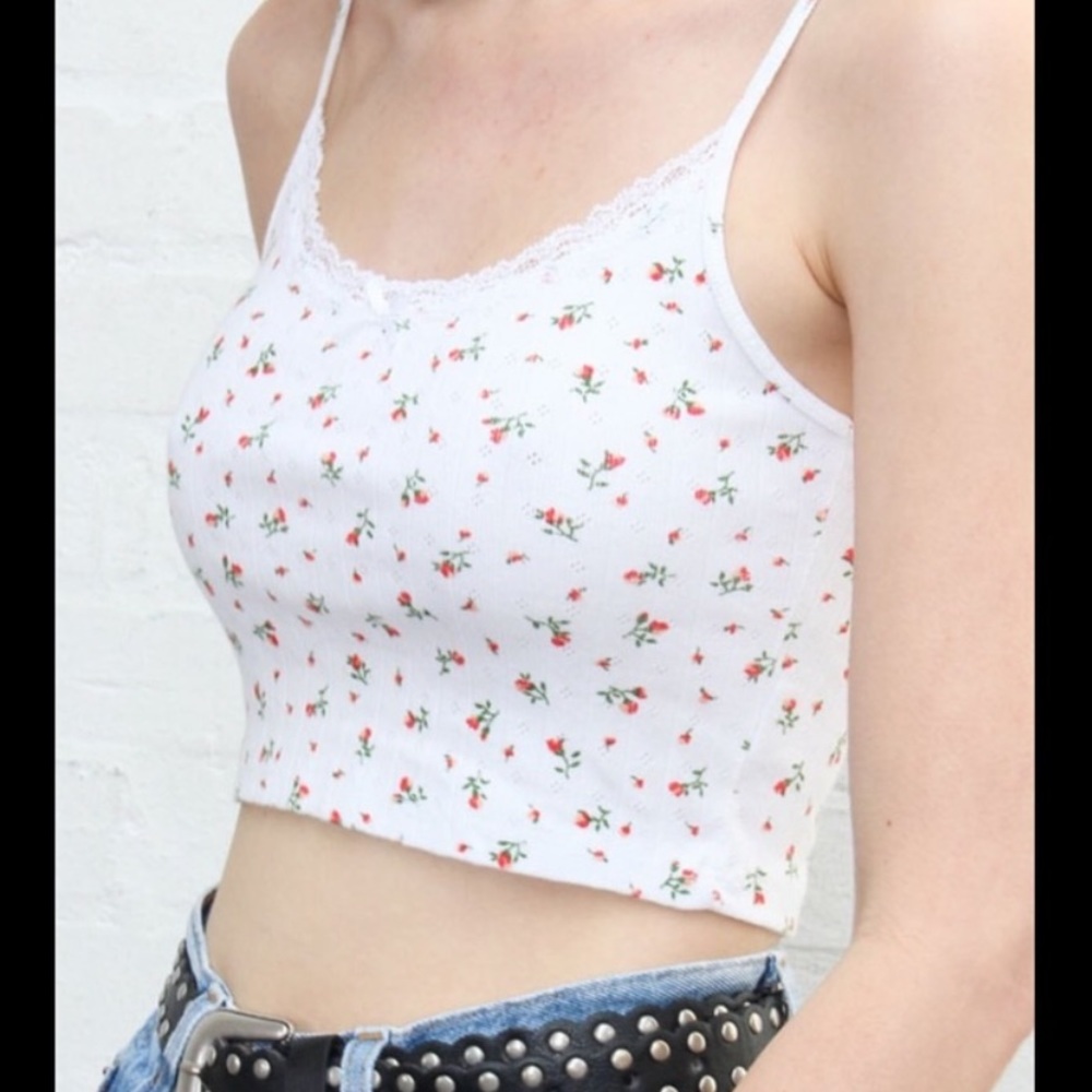ISO: Brandy Melville Skylar bow tank red&white